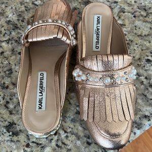 Karl Lagerfeld metallic gold slide Becky size 6